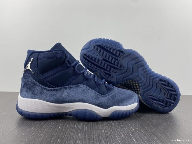 Chep Onekick VELVET AR0715-441 WMNS 11 AIR NAVY JORDAN MIDNIGHT 0819
